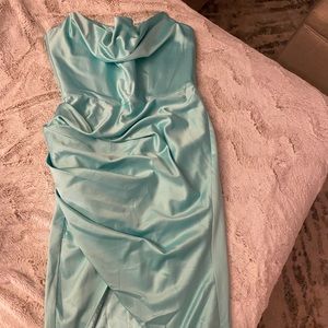 Fashion Nova MIDI Dress